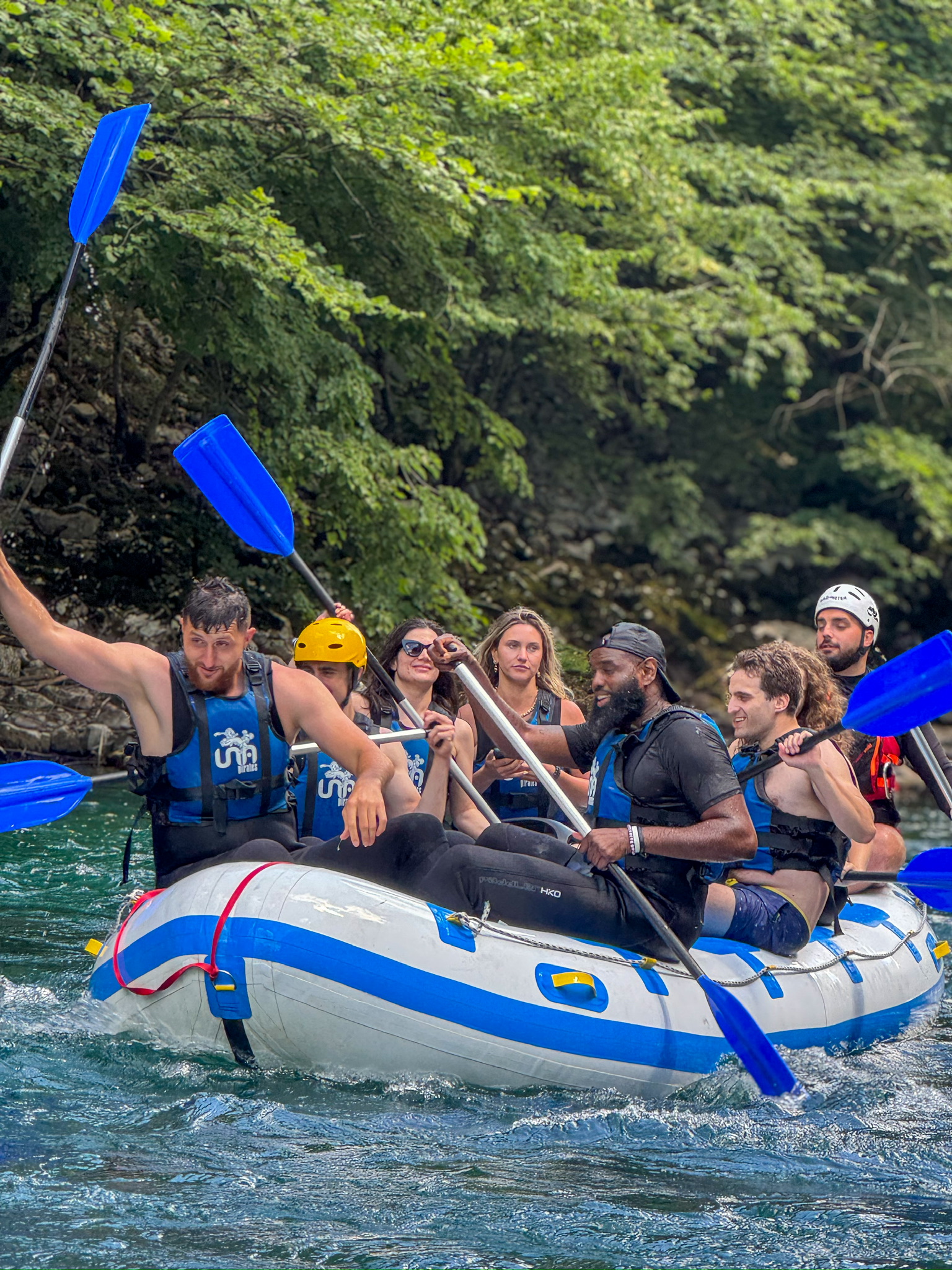 Una Pirates raft u akciji na Uni