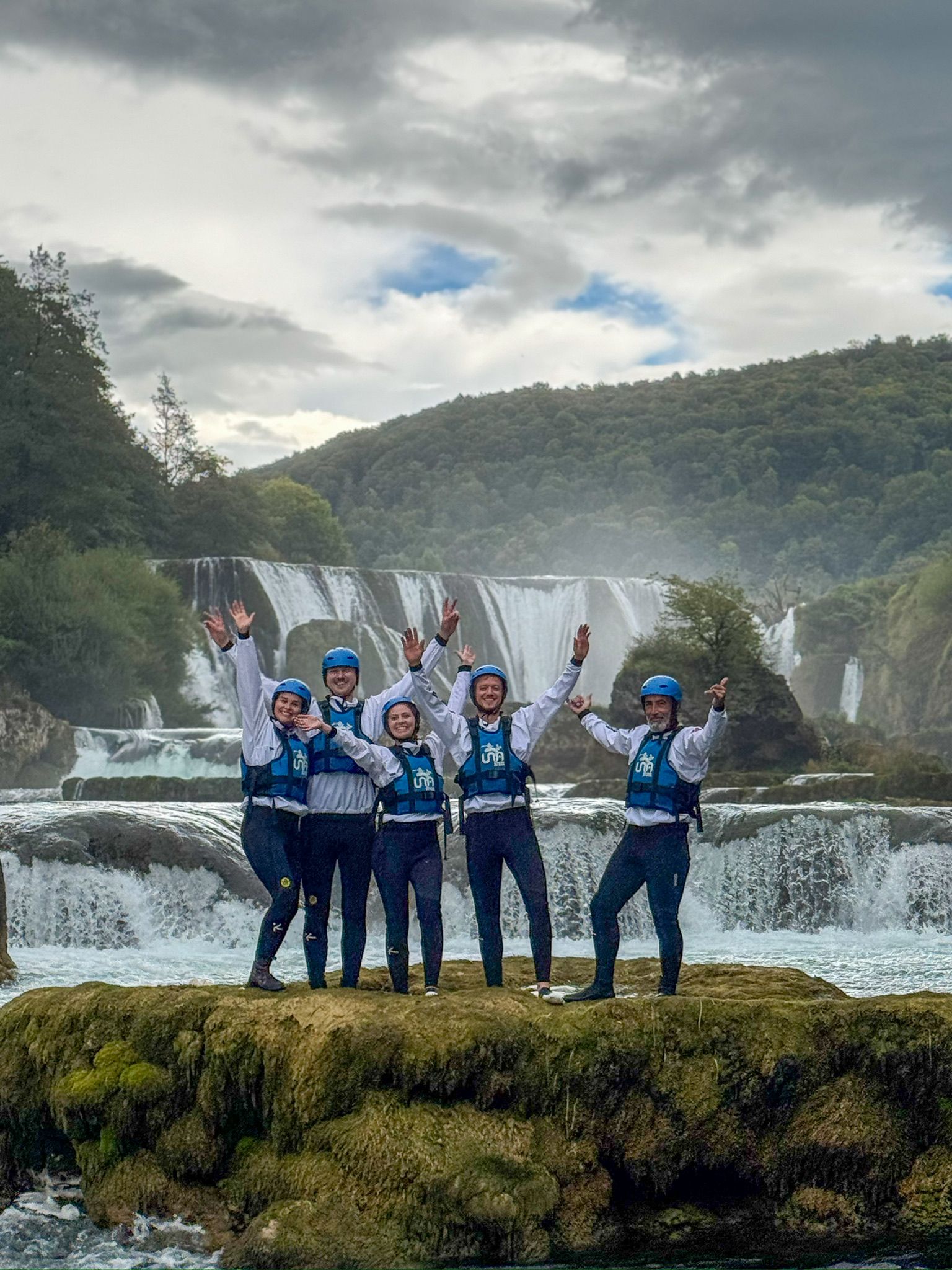 Una Pirates tim na Štrbačkom buku