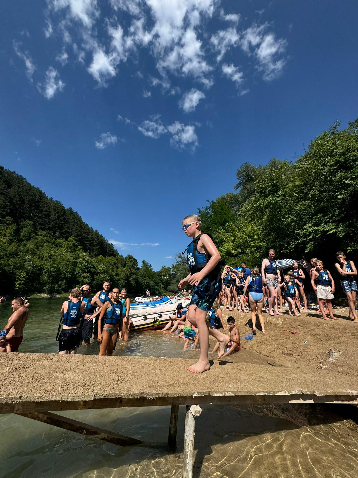 Paradise / Kostela – slika 3